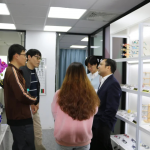 何氏眼科医院院长徐玲一行来比格威医疗科技参观指导